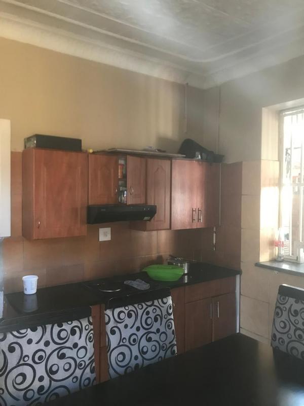 To Let 3 Bedroom Property for Rent in Bezuidenhout Valley Gauteng