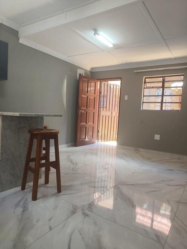 To Let 1 Bedroom Property for Rent in Kensington Gauteng