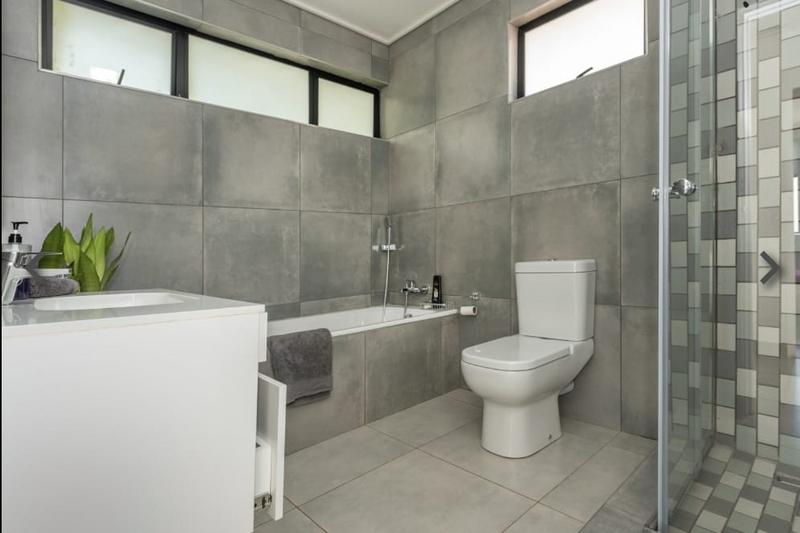 3 Bedroom Property for Sale in Bedfordview Gauteng