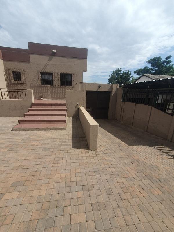 4 Bedroom Property for Sale in Sunnyridge Gauteng