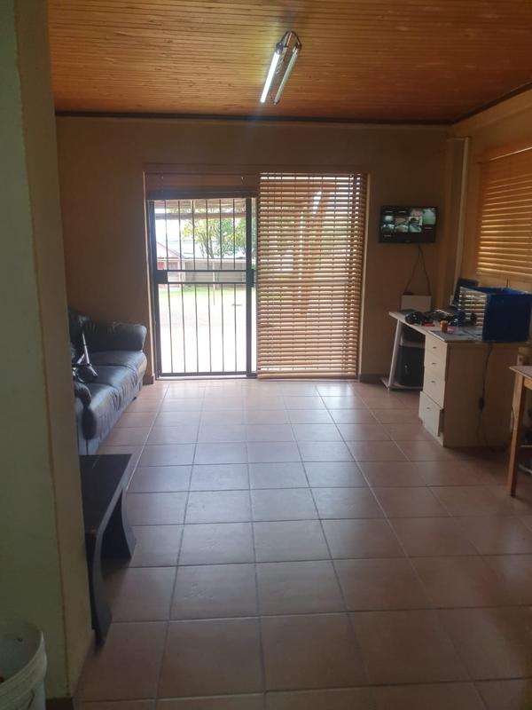 4 Bedroom Property for Sale in Sunnyridge Gauteng