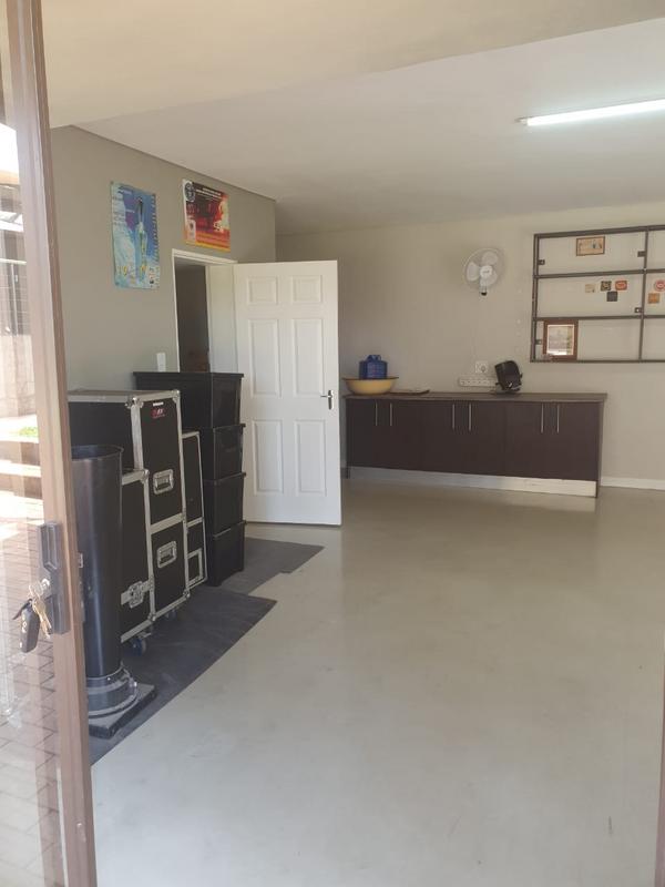 4 Bedroom Property for Sale in Sunnyridge Gauteng