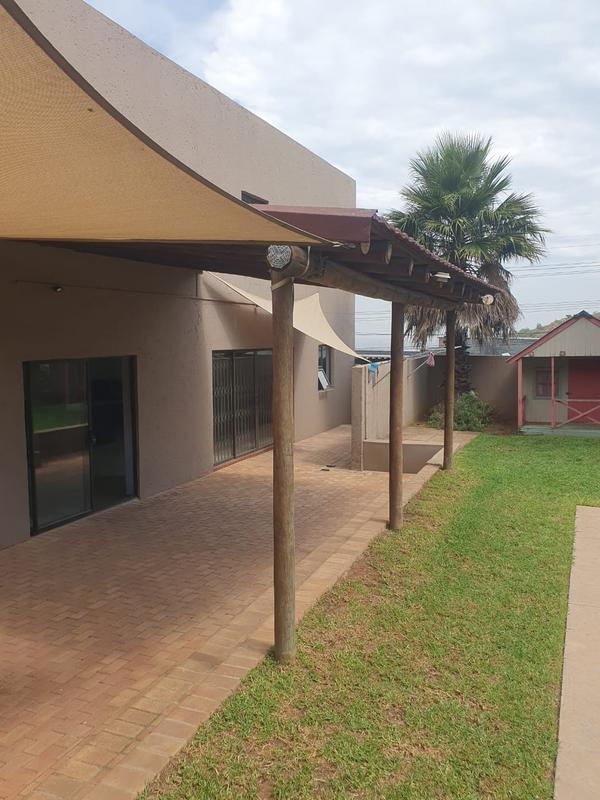 4 Bedroom Property for Sale in Sunnyridge Gauteng