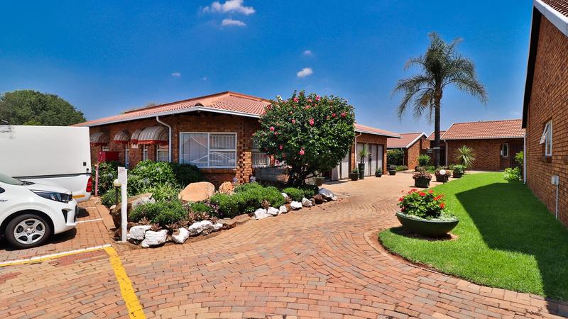 To Let 1 Bedroom Property for Rent in Edenvale Gauteng