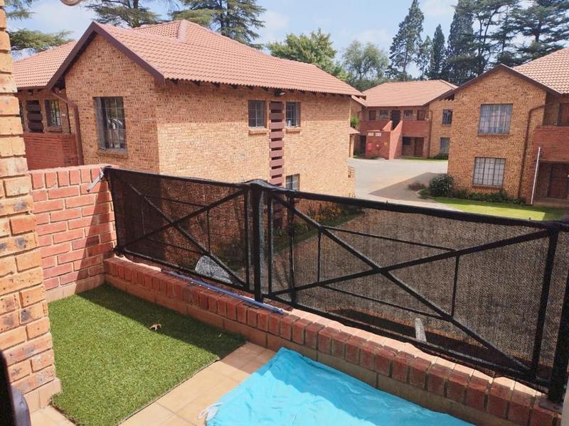 2 Bedroom Property for Sale in Three Rivers Gauteng