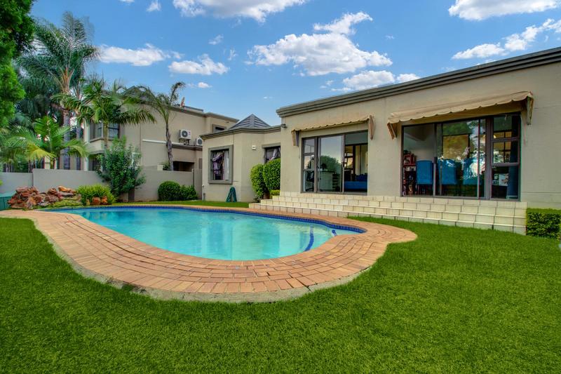 To Let 3 Bedroom Property for Rent in Beverley Gauteng