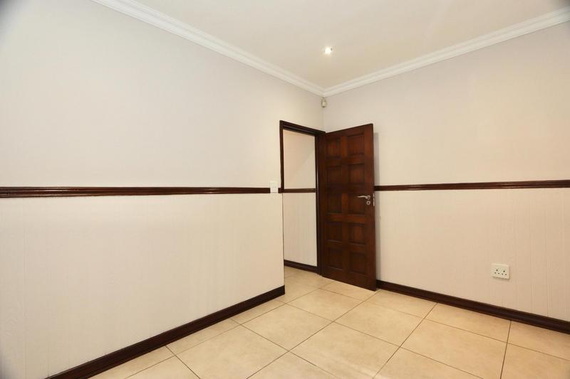 To Let 3 Bedroom Property for Rent in Broadacres Gauteng