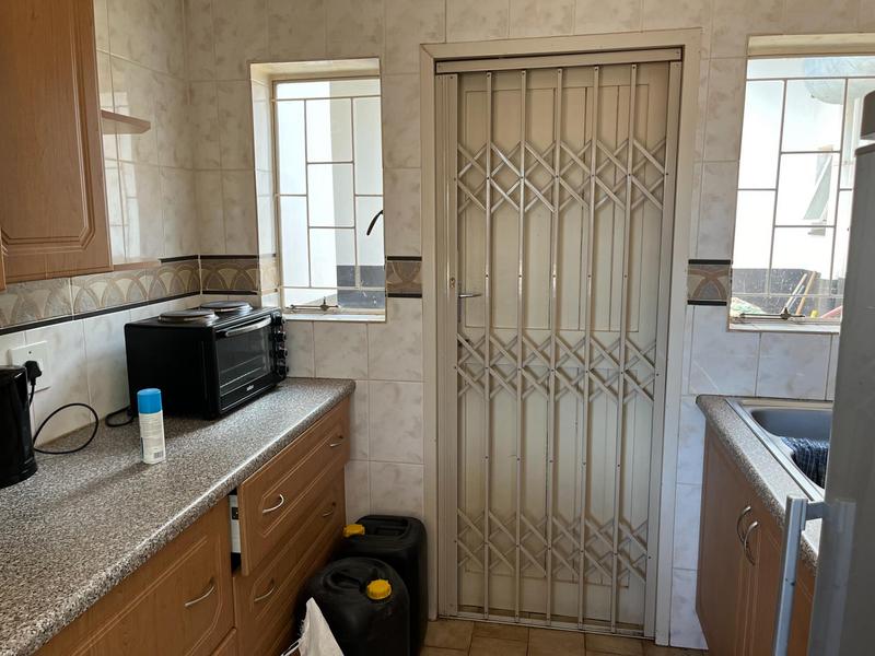 To Let 3 Bedroom Property for Rent in East Lynne Gauteng