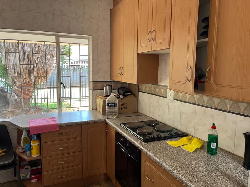 To Let 3 Bedroom Property for Rent in East Lynne Gauteng