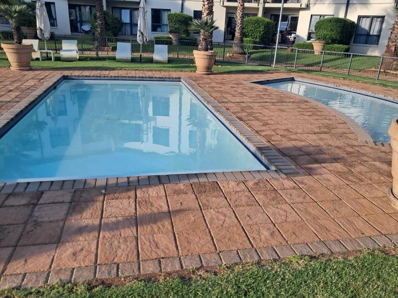 3 Bedroom Property for Sale in Wendywood Gauteng