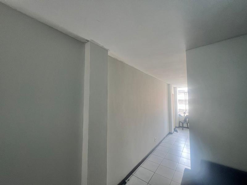 To Let 1 Bedroom Property for Rent in Sunnyside Gauteng