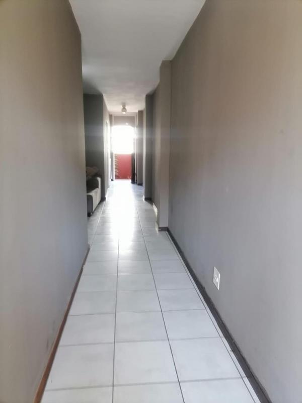 To Let 1 Bedroom Property for Rent in Sunnyside Gauteng