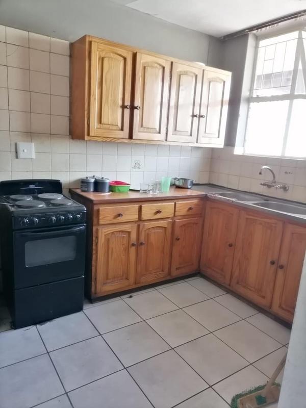 To Let 1 Bedroom Property for Rent in Sunnyside Gauteng