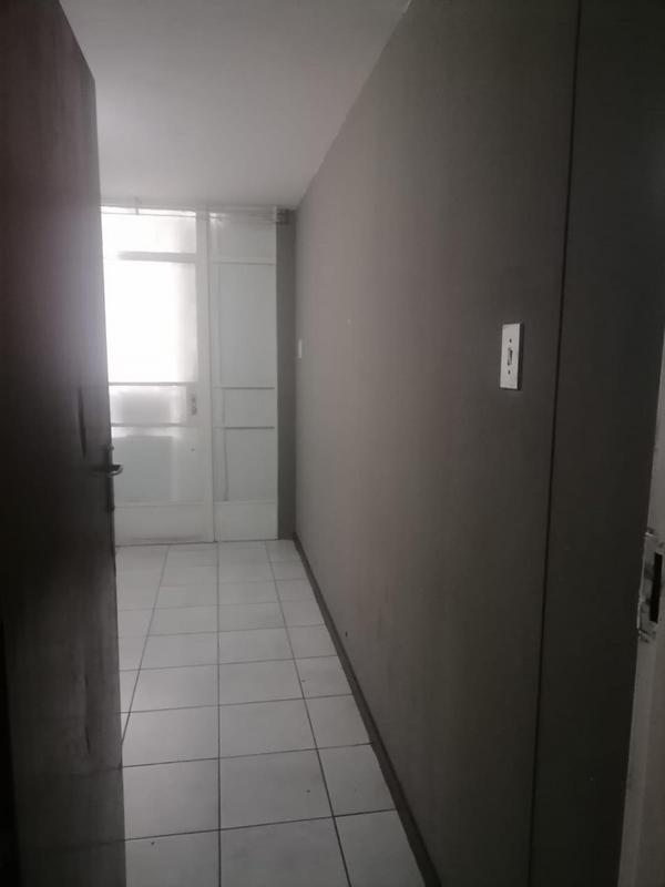 To Let 1 Bedroom Property for Rent in Sunnyside Gauteng