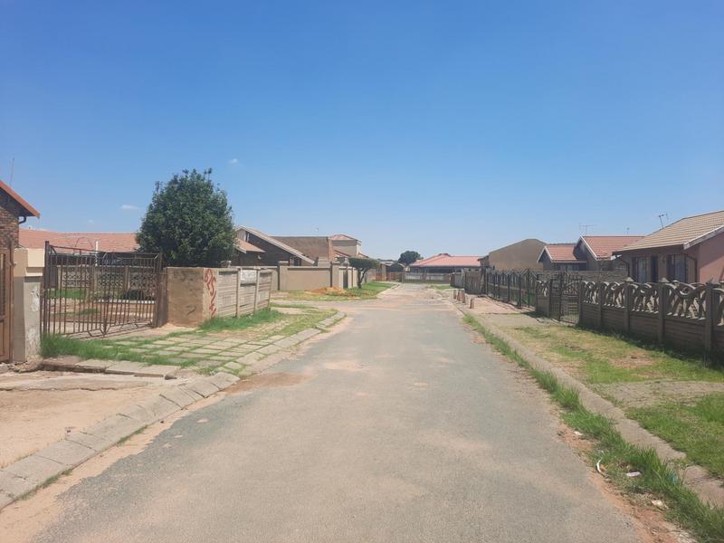 2 Bedroom Property for Sale in Sebokeng Unit 17 Gauteng