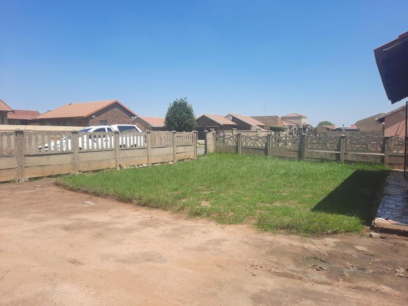 2 Bedroom Property for Sale in Sebokeng Unit 17 Gauteng