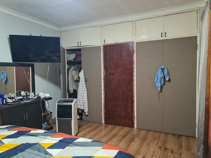 4 Bedroom Property for Sale in Vanderbijlpark SE 7 Gauteng