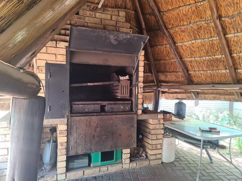 4 Bedroom Property for Sale in Vanderbijlpark SE 7 Gauteng