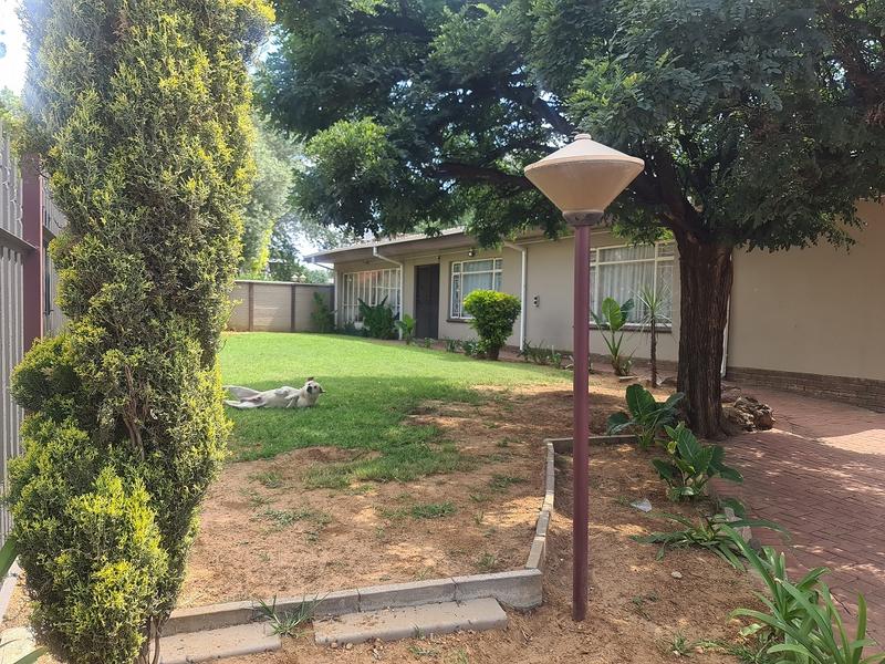 4 Bedroom Property for Sale in Vanderbijlpark SE 7 Gauteng