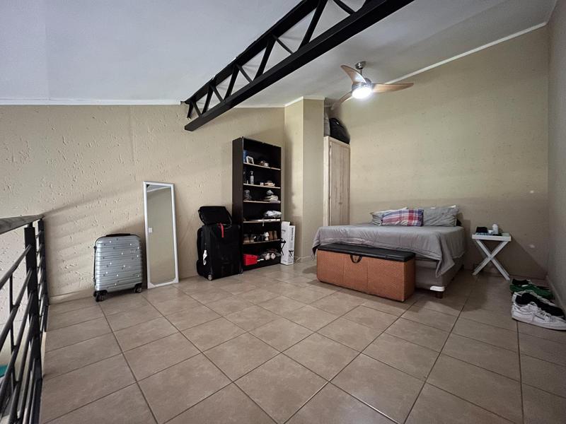 1 Bedroom Property for Sale in Hatfield Gauteng