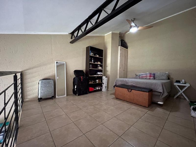 1 Bedroom Property for Sale in Hatfield Gauteng