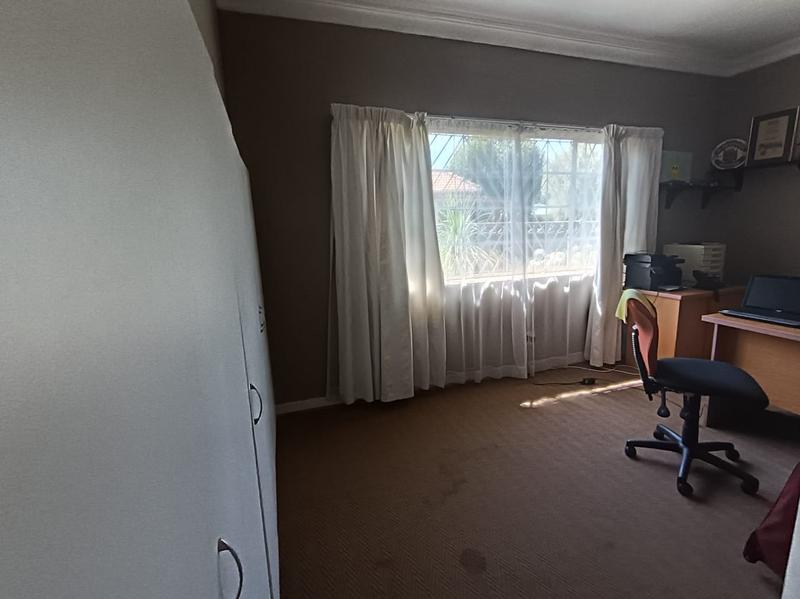 3 Bedroom Property for Sale in Selection Park Gauteng