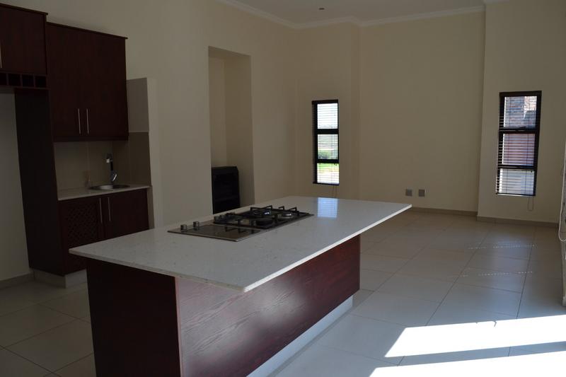 4 Bedroom Property for Sale in Copperleaf Estate Gauteng