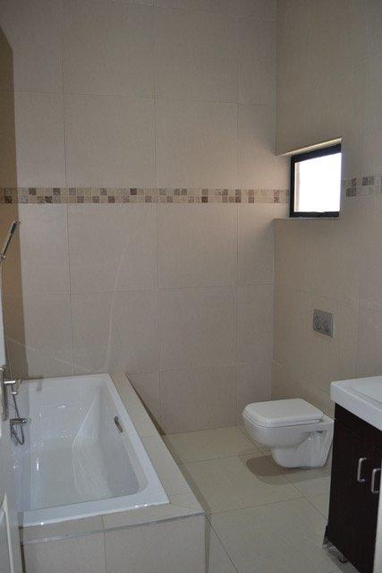 4 Bedroom Property for Sale in Copperleaf Estate Gauteng