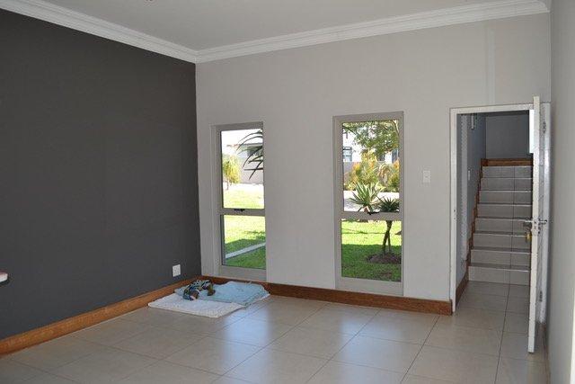 4 Bedroom Property for Sale in Copperleaf Estate Gauteng