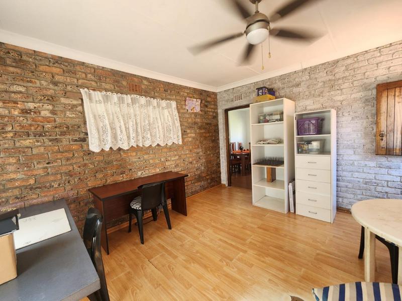 4 Bedroom Property for Sale in Hillside Gauteng