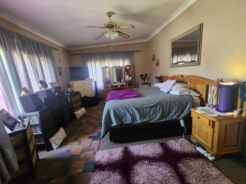 4 Bedroom Property for Sale in Hillside Gauteng