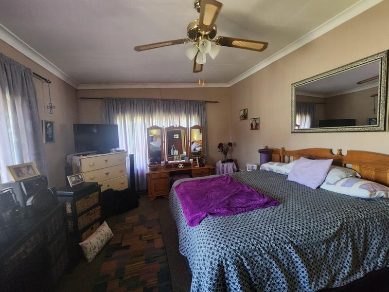 4 Bedroom Property for Sale in Hillside Gauteng