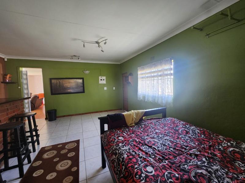 4 Bedroom Property for Sale in Hillside Gauteng