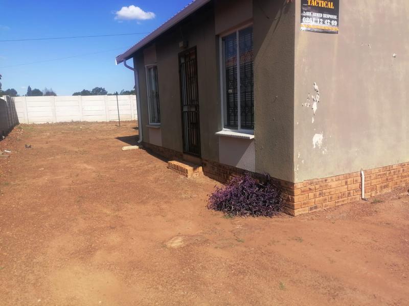 2 Bedroom Property for Sale in Savanna City Gauteng