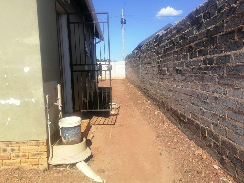 2 Bedroom Property for Sale in Savanna City Gauteng