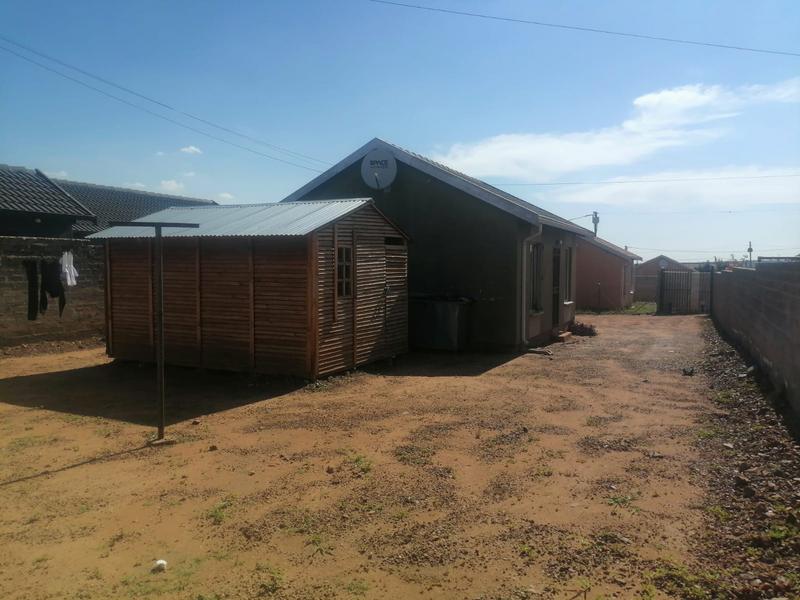 2 Bedroom Property for Sale in Savanna City Gauteng