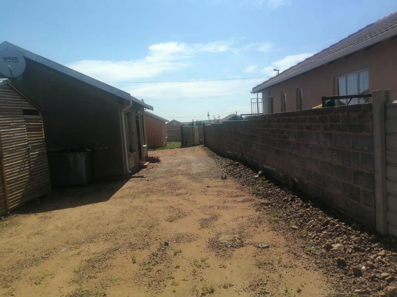 2 Bedroom Property for Sale in Savanna City Gauteng