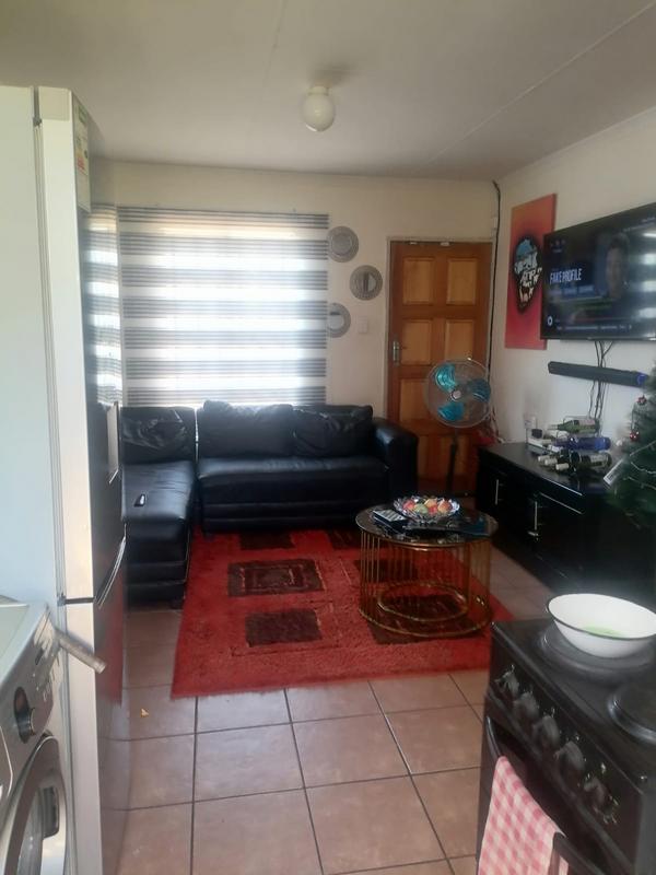 2 Bedroom Property for Sale in Savanna City Gauteng