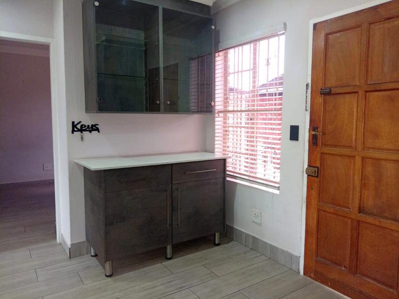 2 Bedroom Property for Sale in Andeon Gauteng