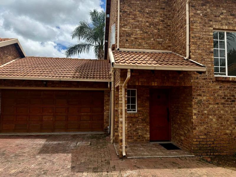 3 Bedroom Property for Sale in Amberfield Heights Gauteng