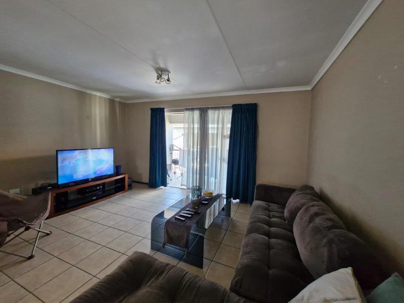 To Let 2 Bedroom Property for Rent in Bardene Gauteng