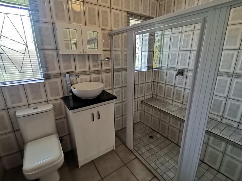 4 Bedroom Property for Sale in Vanderbijlpark SE 7 Gauteng