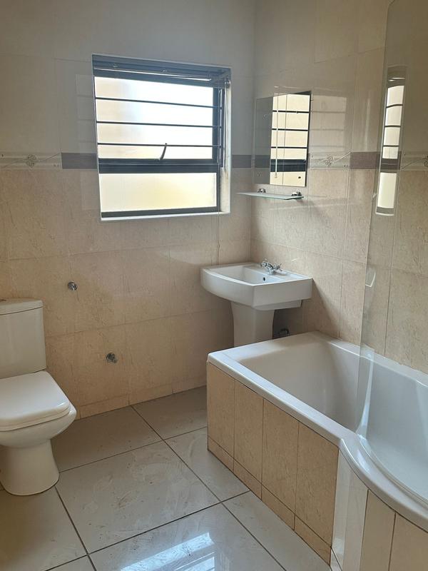 To Let 3 Bedroom Property for Rent in Erasmia Gauteng