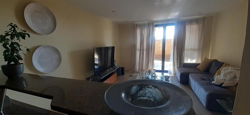 2 Bedroom Property for Sale in Rooihuiskraal North Gauteng