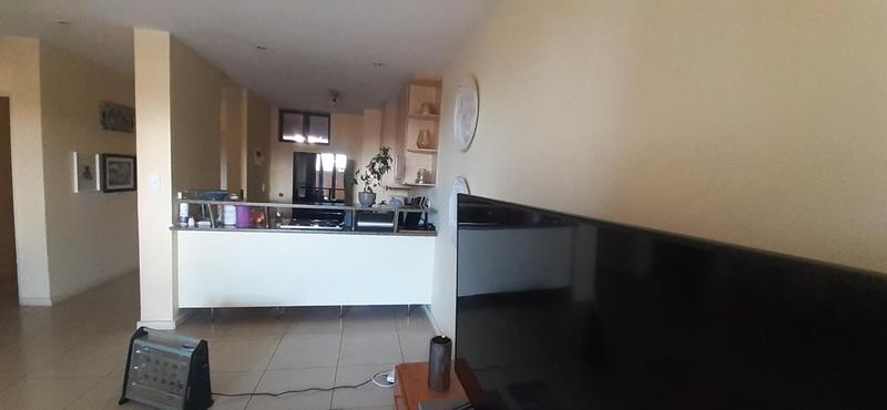 2 Bedroom Property for Sale in Rooihuiskraal North Gauteng