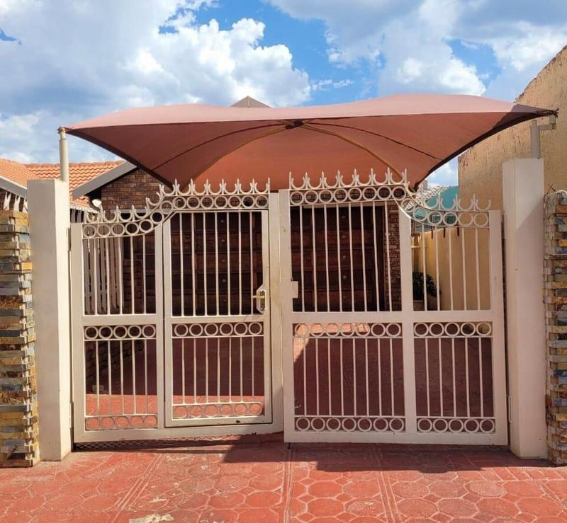 3 Bedroom Property for Sale in Atteridgeville Gauteng