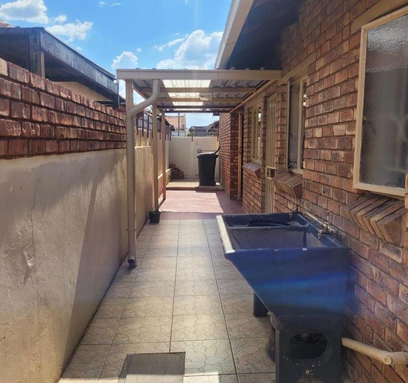 3 Bedroom Property for Sale in Atteridgeville Gauteng