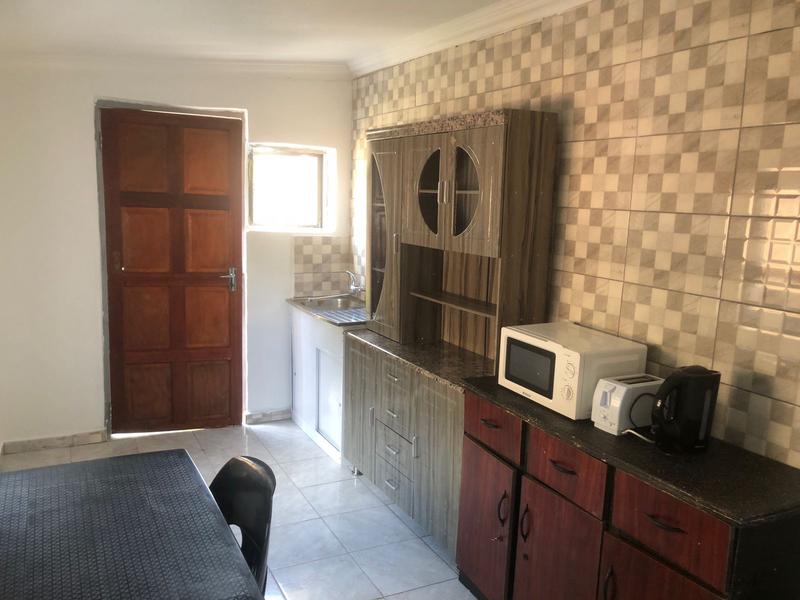 To Let 1 Bedroom Property for Rent in Erasmia Gauteng