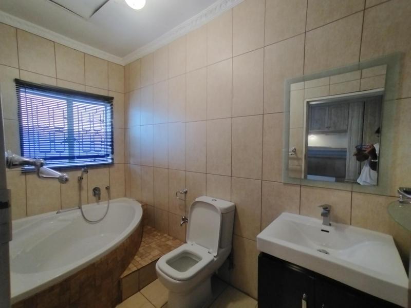 To Let 3 Bedroom Property for Rent in Laudium Gauteng