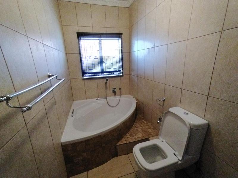 To Let 3 Bedroom Property for Rent in Laudium Gauteng